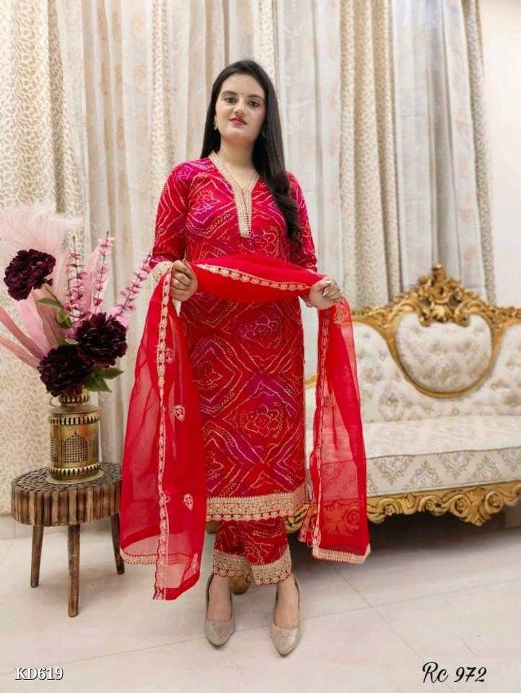 Beautiful Bndhni Look V Neck Suit