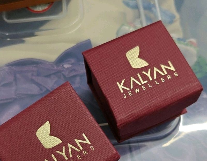 1 Kalyan Jewellers Ring Box