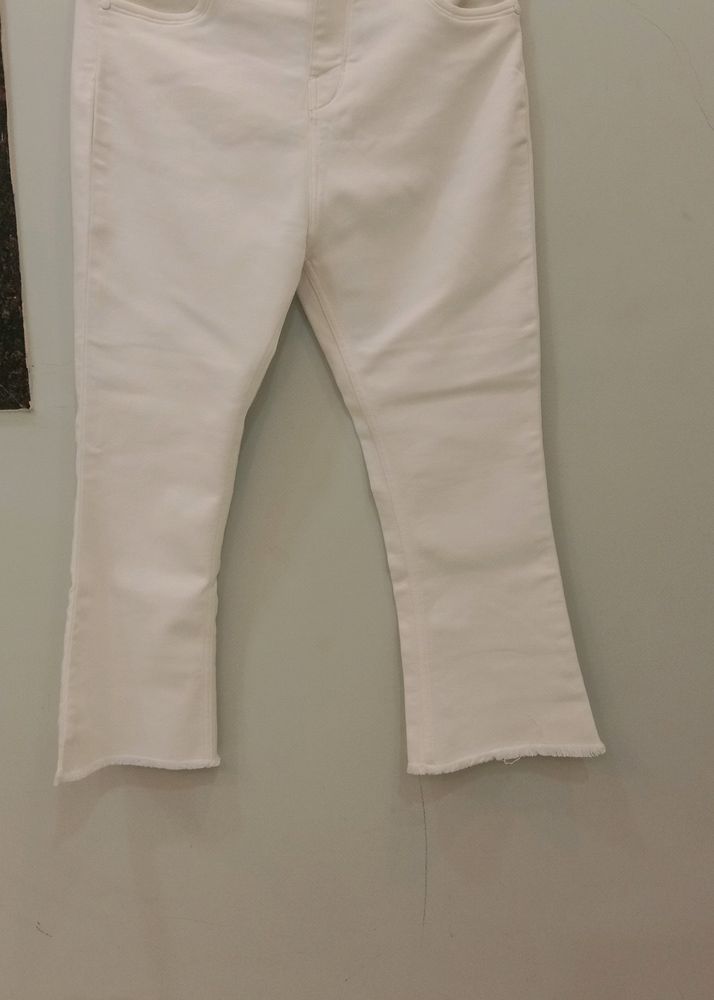 WOMEN WHITE COLOURED BOOTCUT JEANS