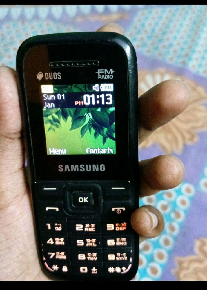 Keypad Mobile Phone Working Condition (Samsung)