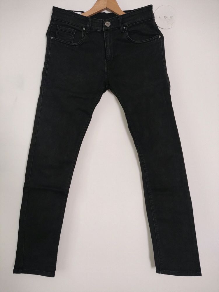 Black Slim Fit Mid Rise Denim Jeans For Men