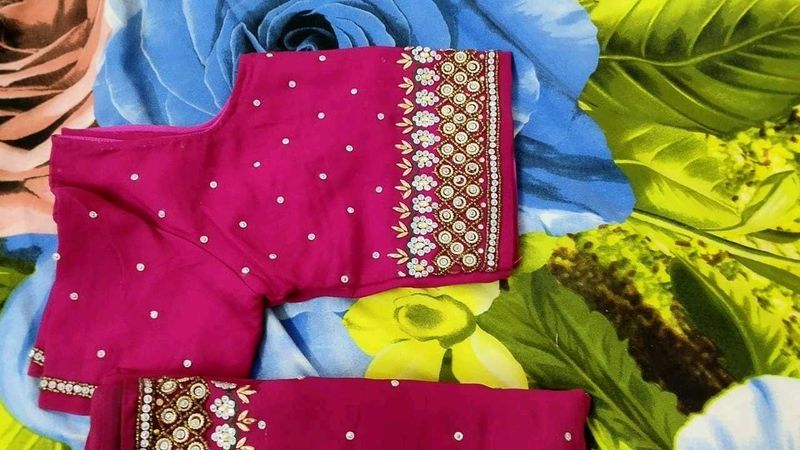 Selling Sarees