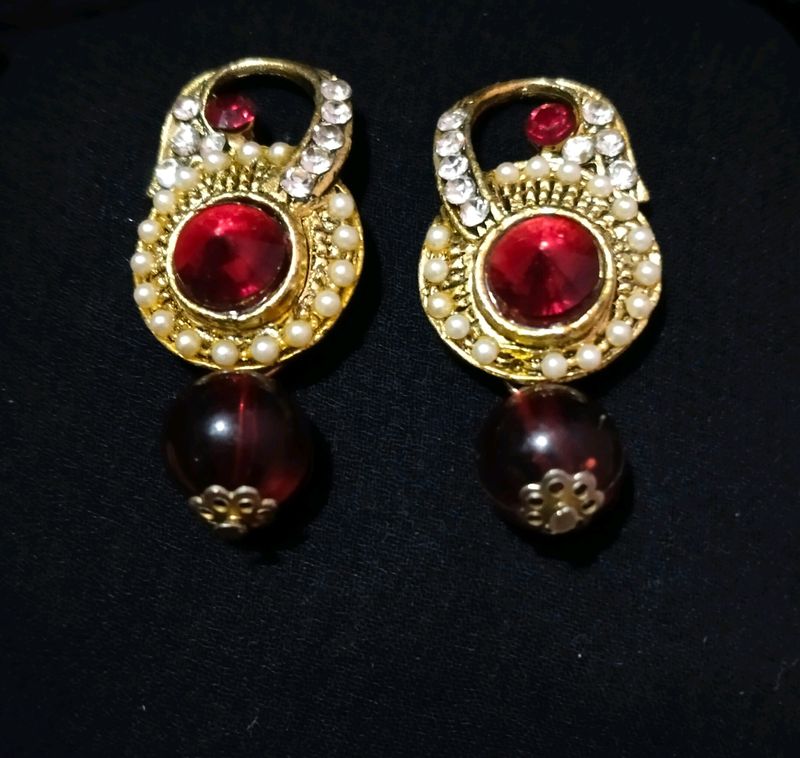 Earrings Combo Of Two Pairs,,,,❤️💚