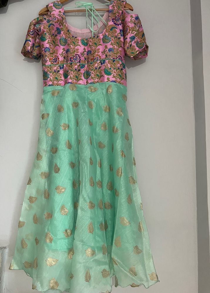 Kurti With Dupatta