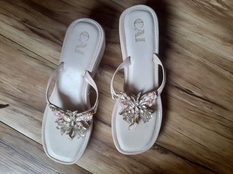 Cai Butterfly Sandals Size 41