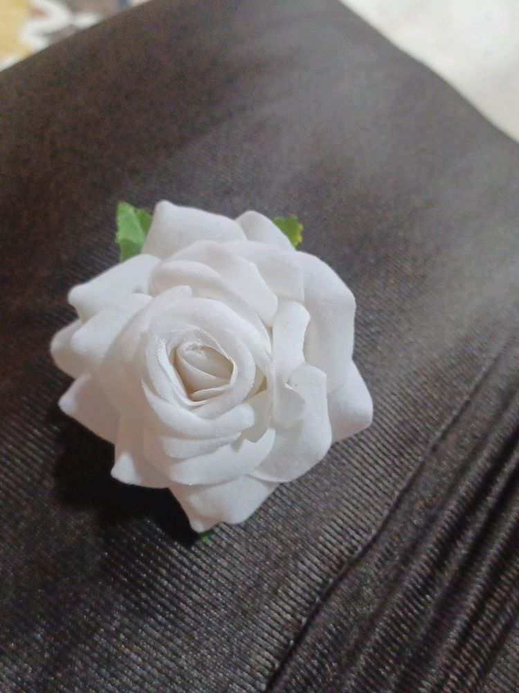 White Rose Clip