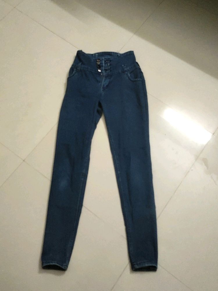 Women skinny jeans