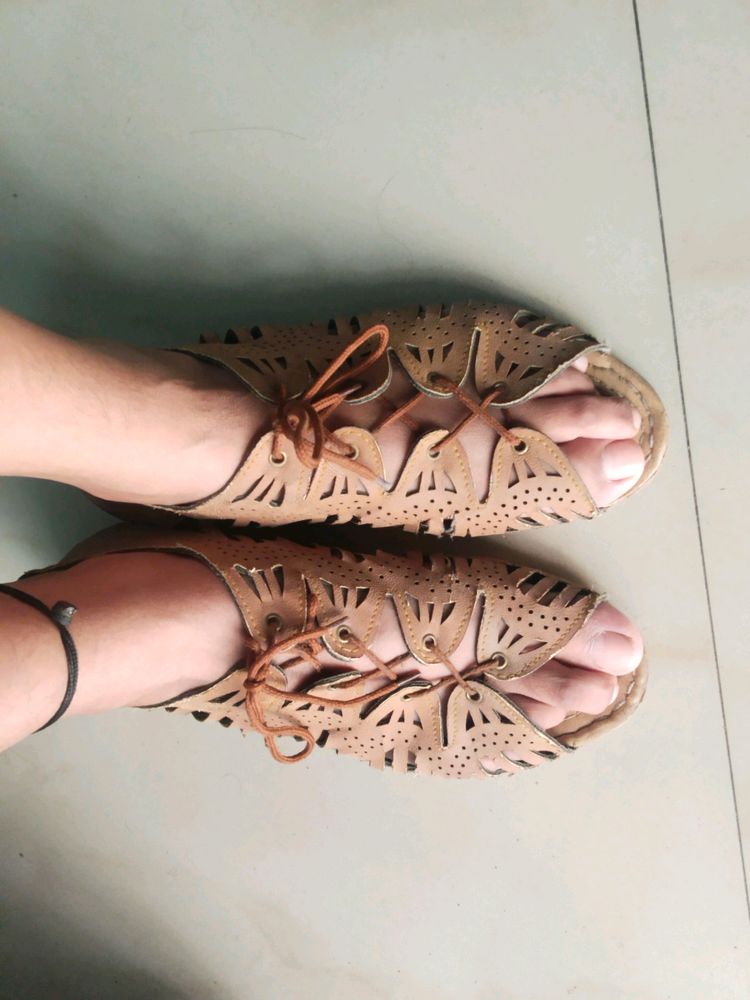 Laced Sandals Or Slippers