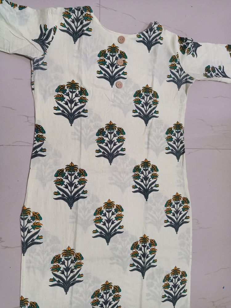 Women Kurtas