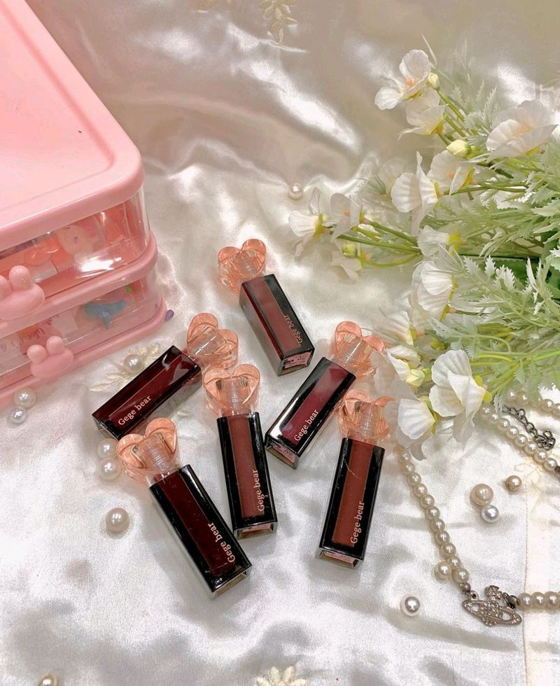 Gege Bear Heart Shape Lip Glaze