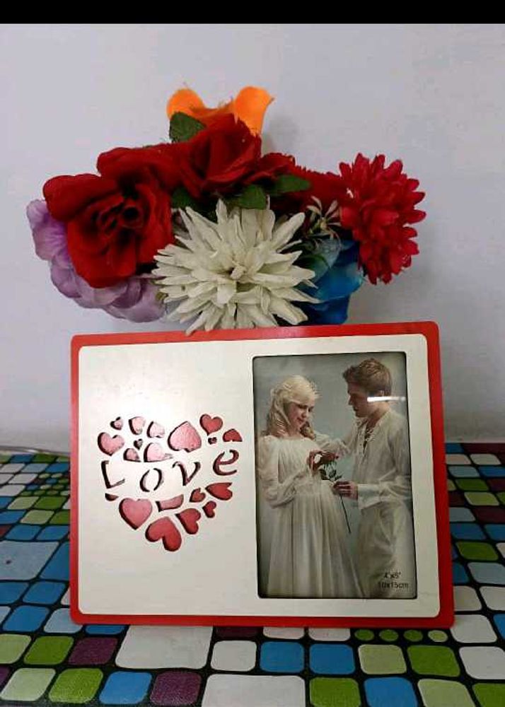 LOVE Photo Frame