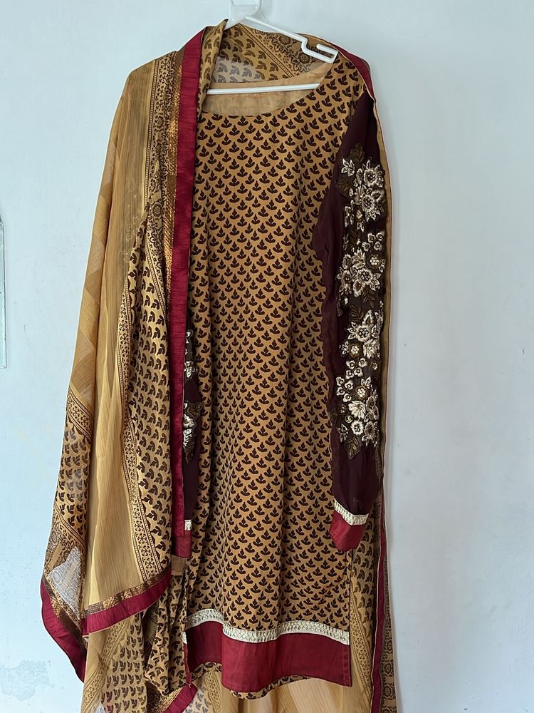 Kurta With Dupatta