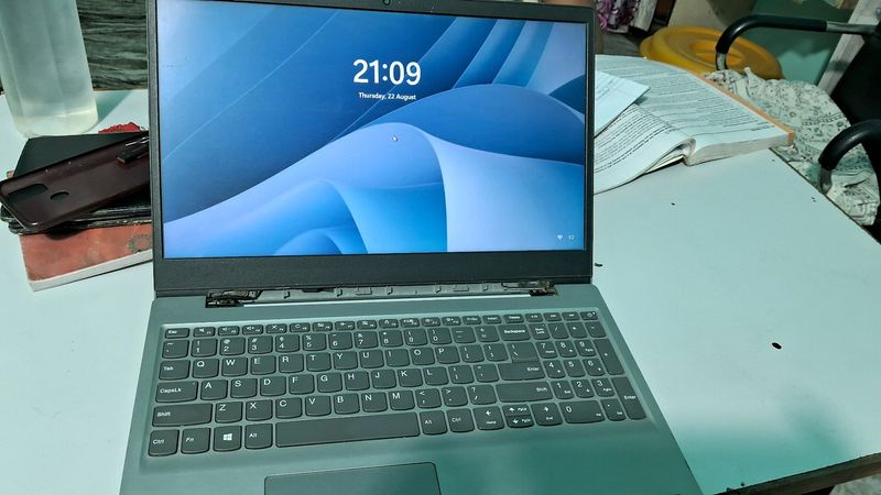 Lenovo LAPTOP