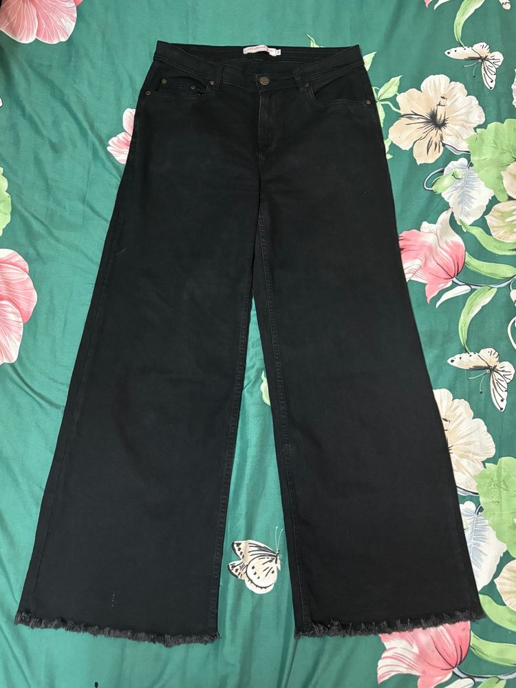 Black High Waisted Jeans