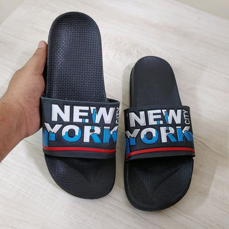 Trendy New York Printed Slide Size -7