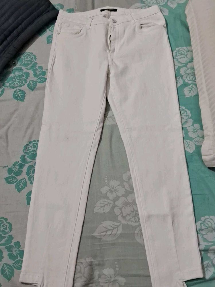 White Jeans