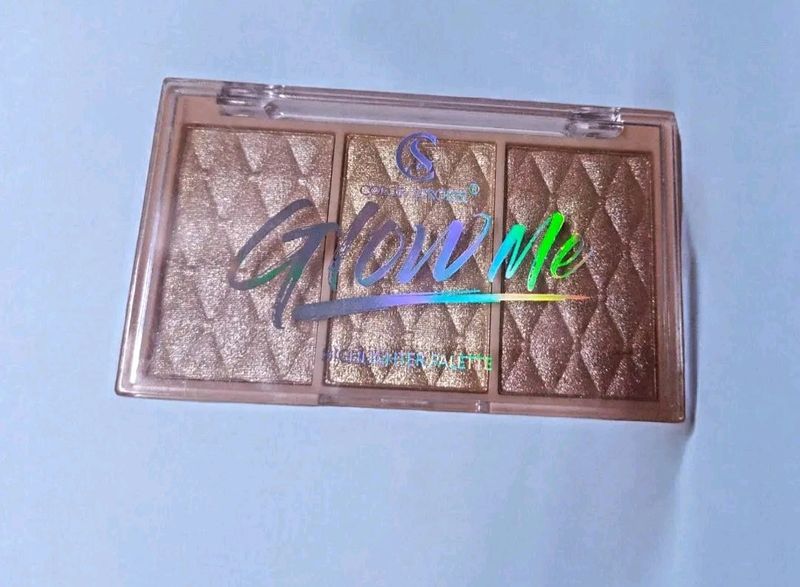 Glow Me Highlighter Palette (2)