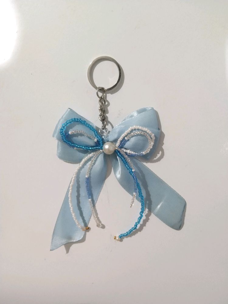 coquette seed bead blue keychain☁️💙✨