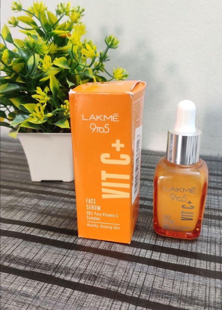 Lakme Vitamin C+ Serum