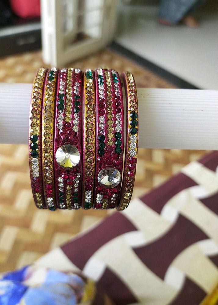 Beautiful Bangles Set..