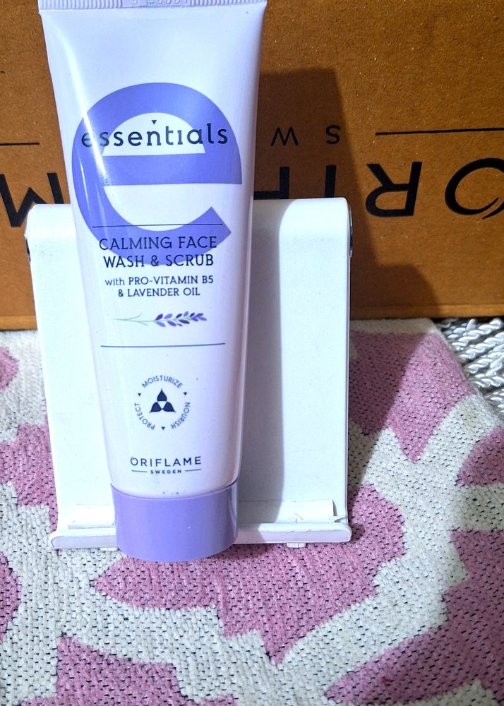 Essentials Calming Face Wash&Scrub