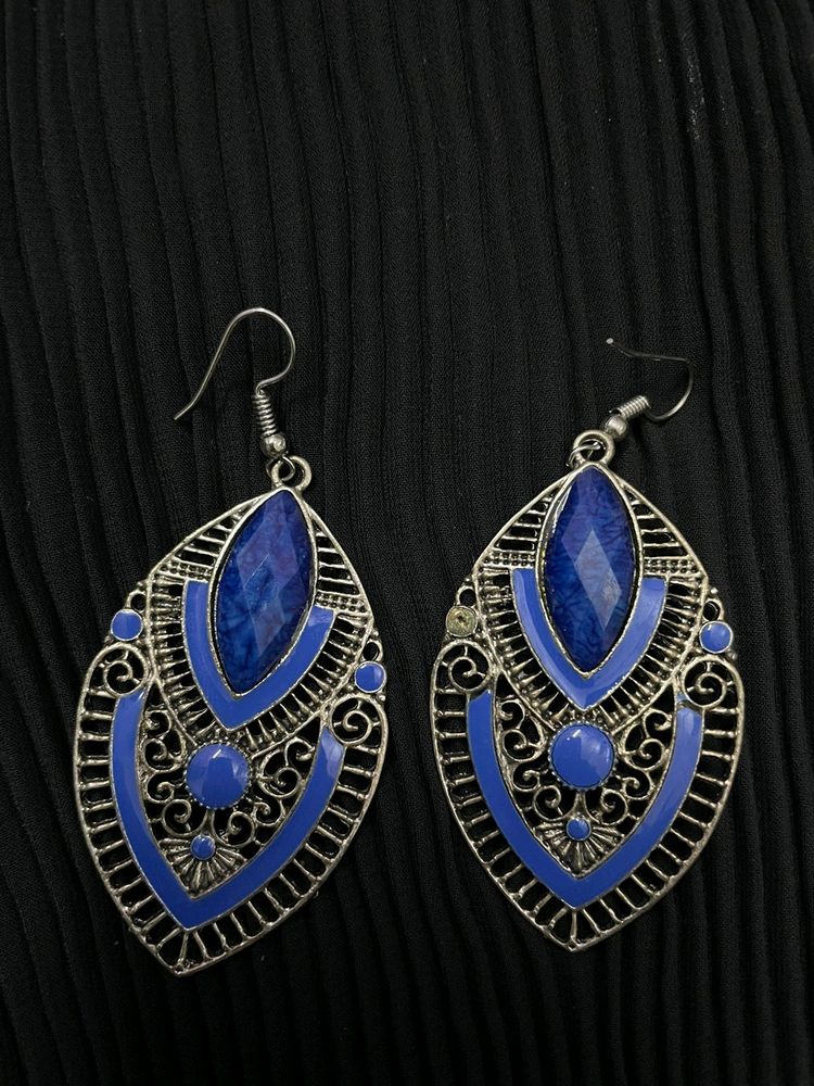 Unique Blue Earings