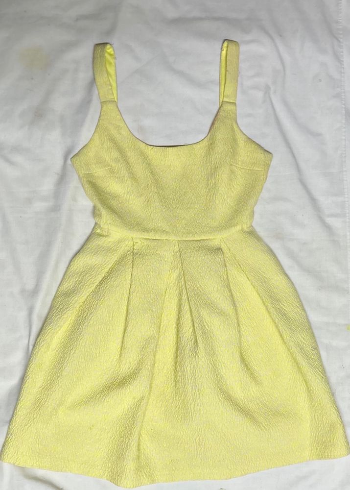 ZARA Mini Yellow Fairy Picnic Dress 💕