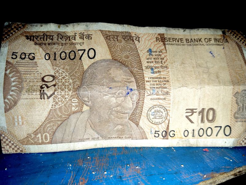 Fancy 010070 Rs10 Note