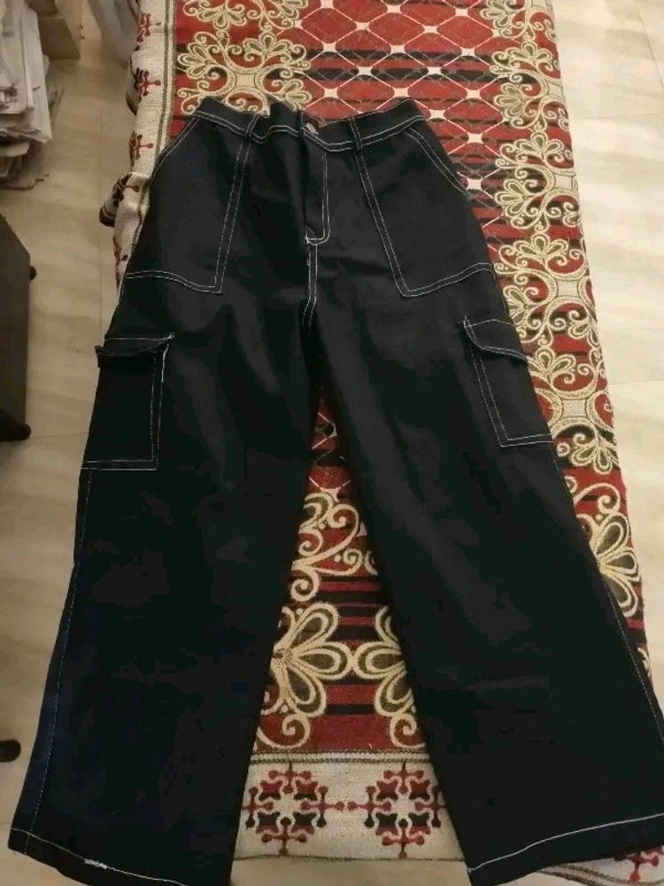 Trendy Womens Cargo pants