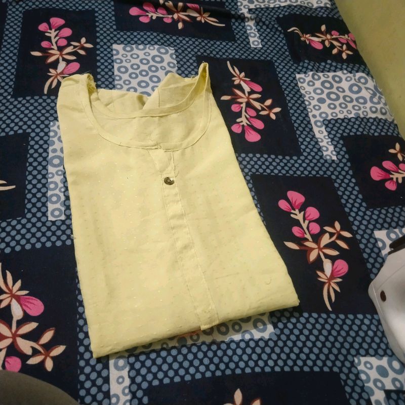 Ladies kurti.