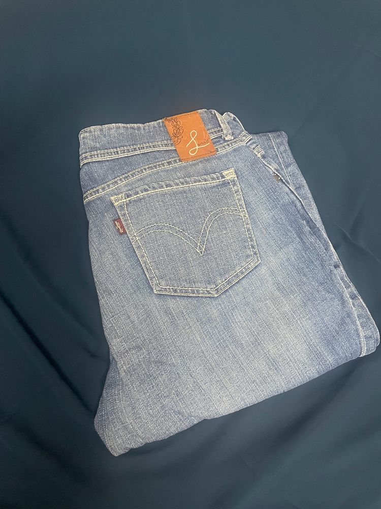 Levis Bold Curve Jeans