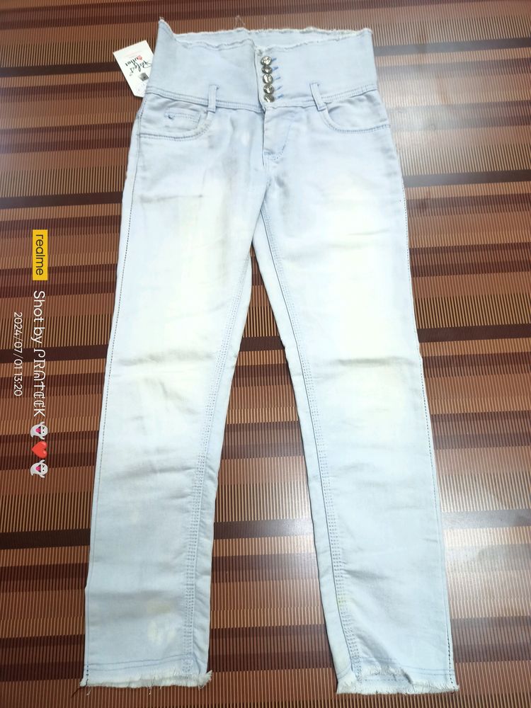 (N-17) 28 Size Slim Fit Denim Jeans