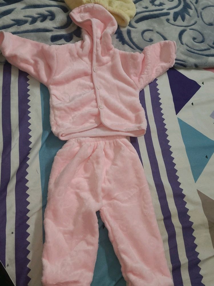 Winter Wear 6 To 9 Months Old Baby Girl