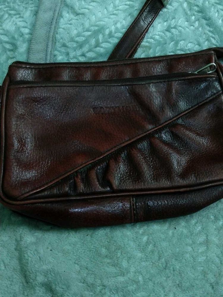 Leather Sling Pouch Beautiful 😍