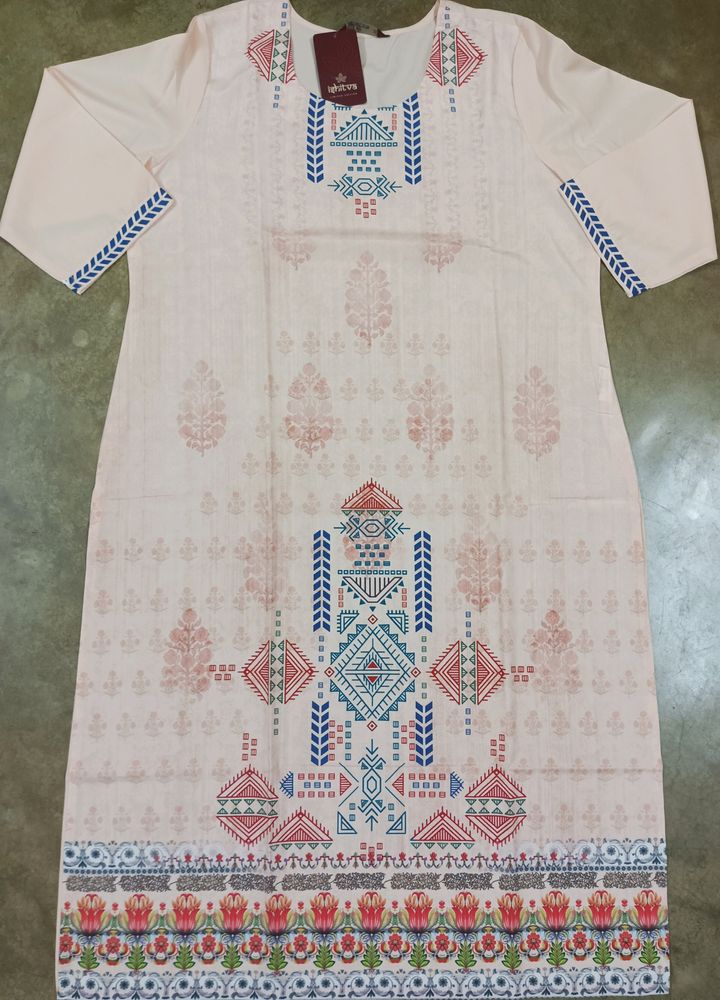 New Is*itva Kurti