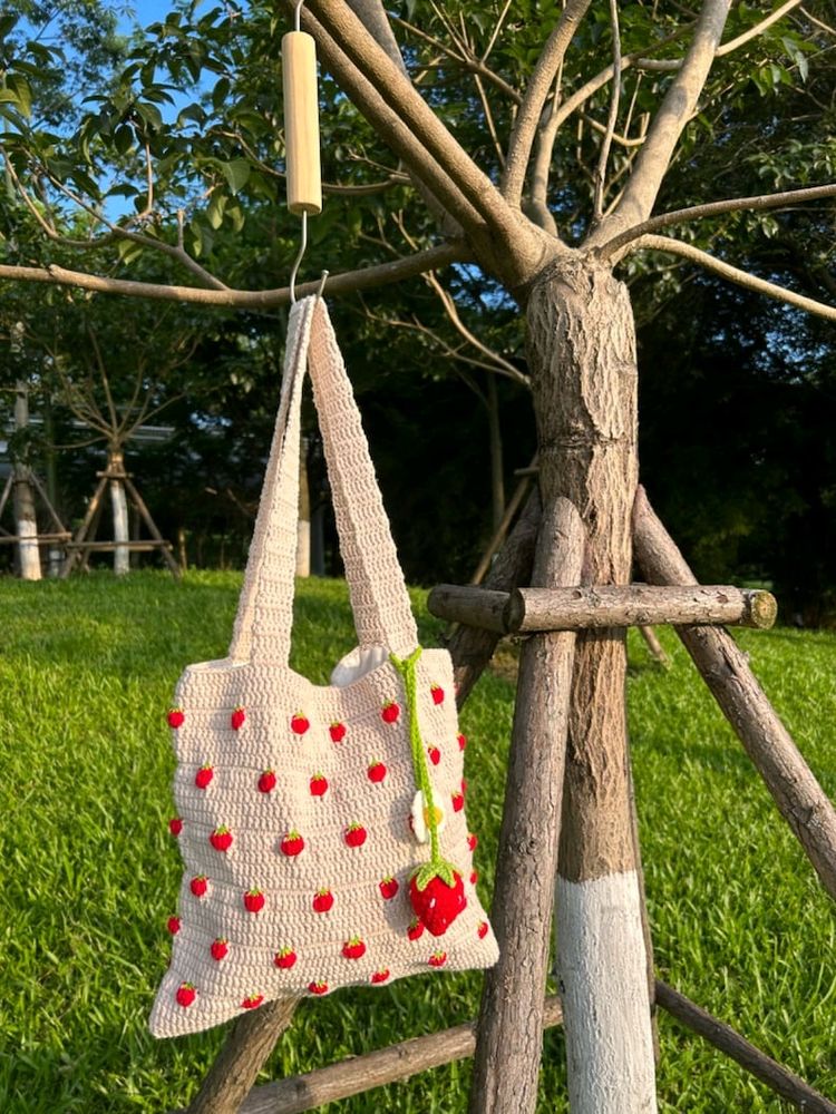 Crochet Strawberry Tote Bag