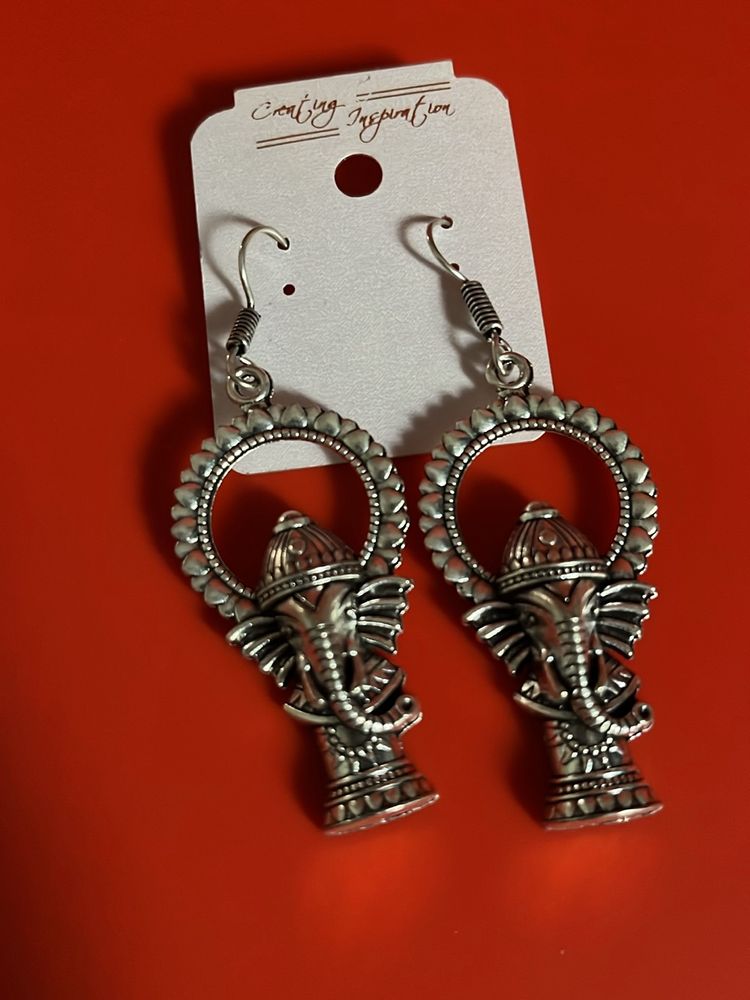 Ganesha Oxidised Earring