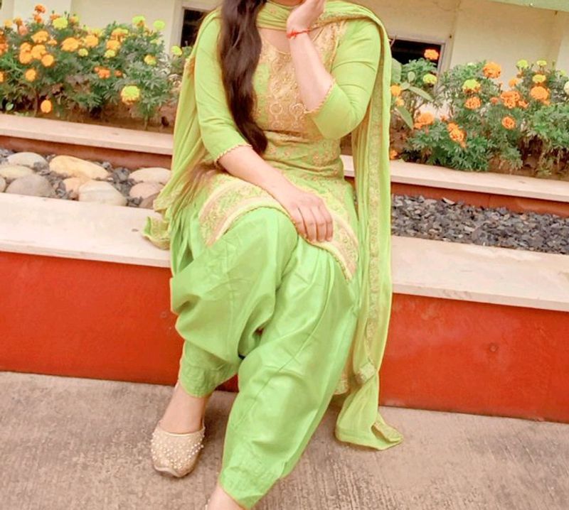 Green Patiala Suit  , Salwar With Dupatta 🌸