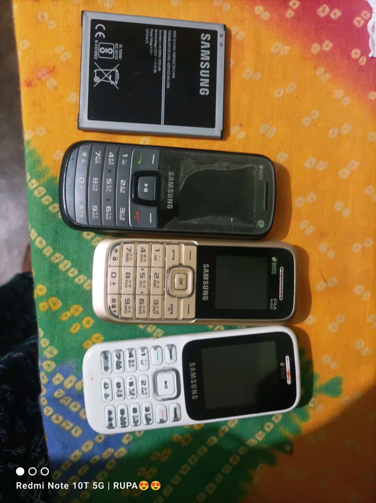 3 Keypad Phone And One Samsung Battery Smartphone