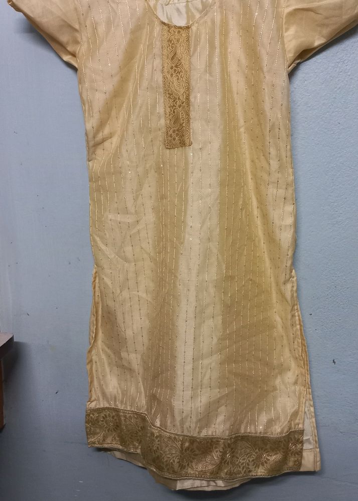 Traditional kurti