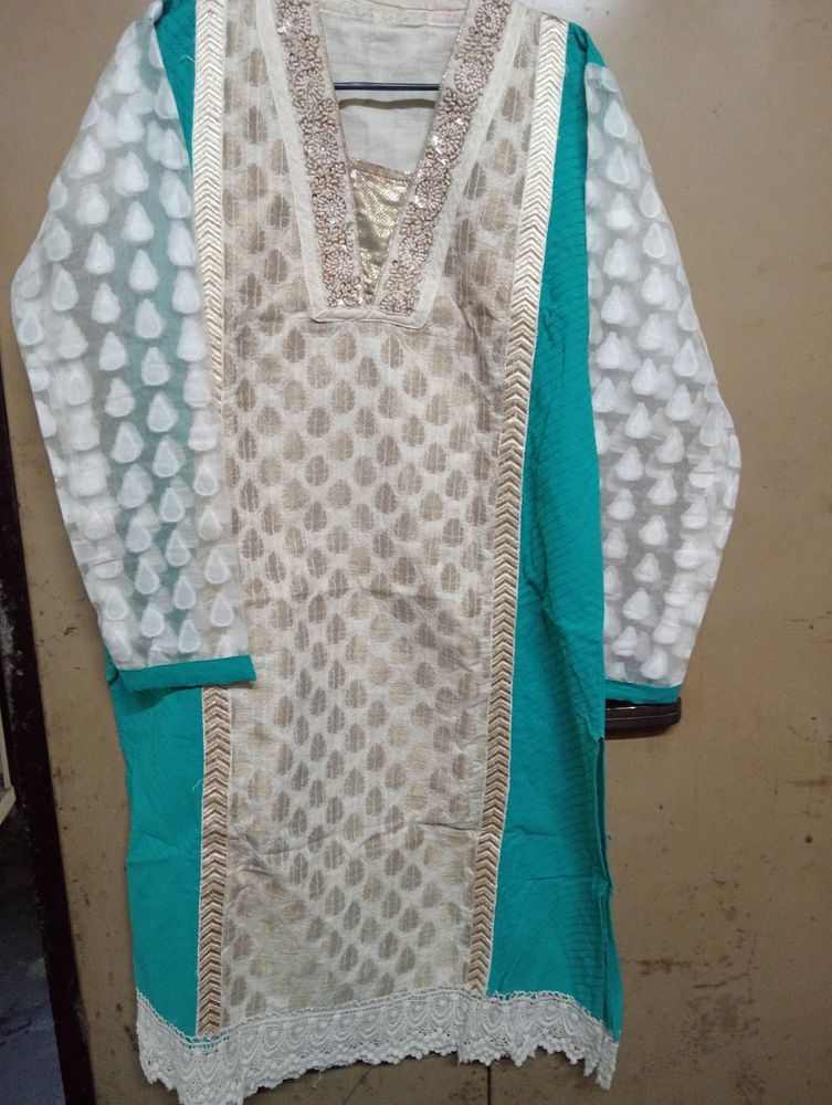 Kurti And Dupatta