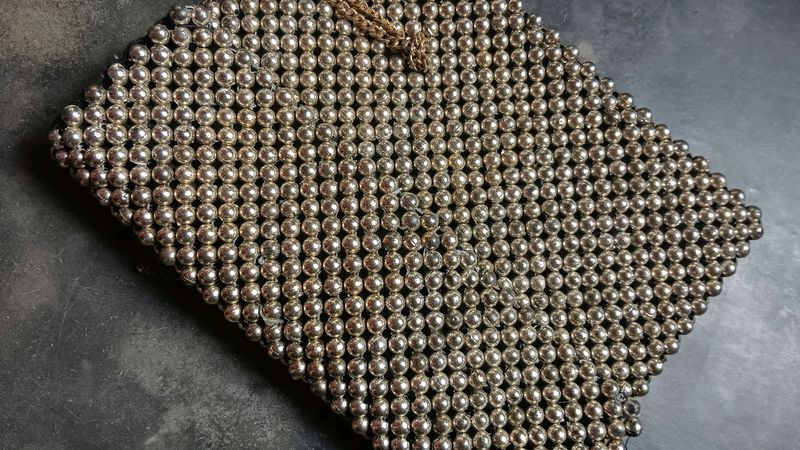 Trending Pearl Bag With Lining