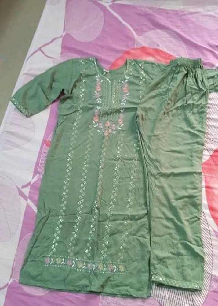 Kurta Sets For Women's.