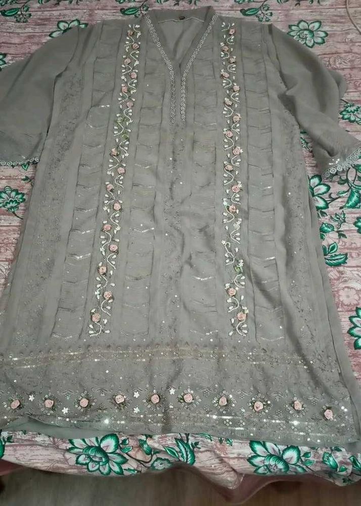 Pakistani Kurta Grey