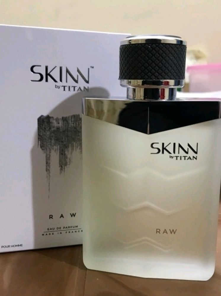 Skinn Raw Perfume