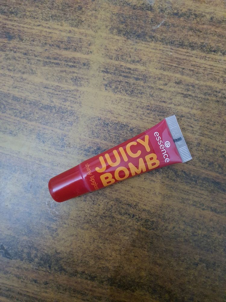 Essence Trending Juicy Bomb Lip Gloss