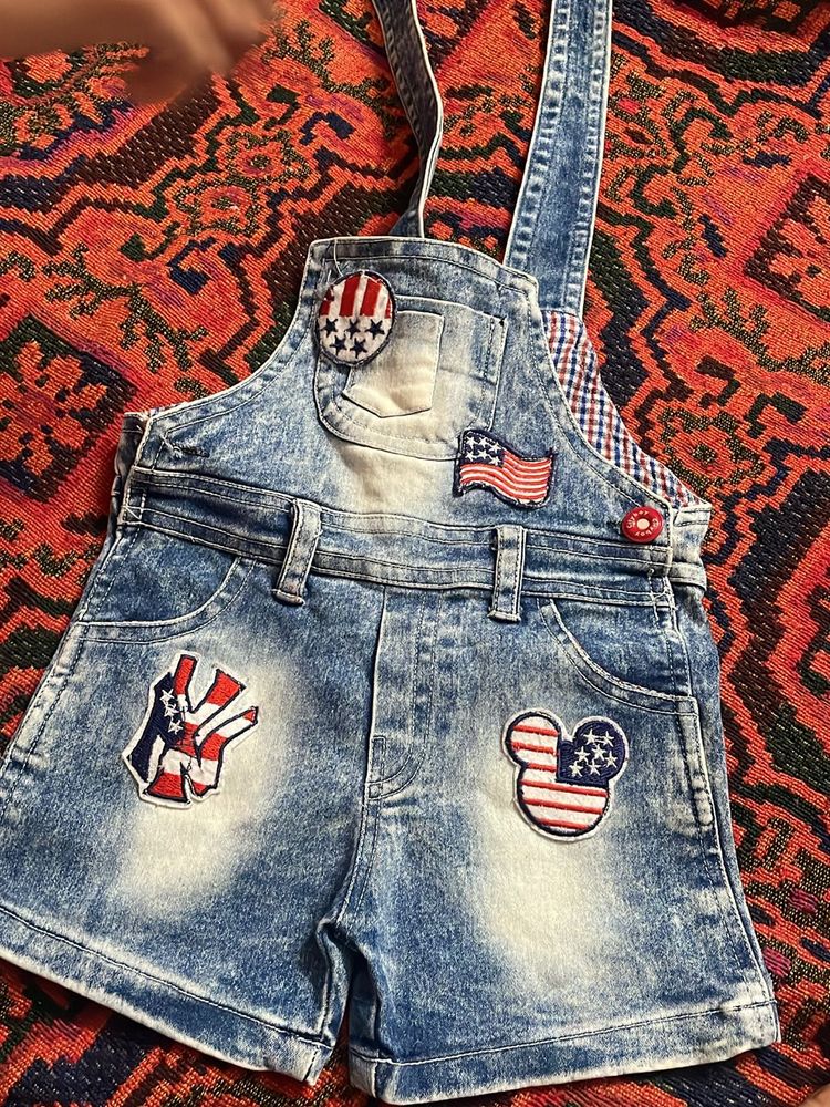 Dungaree