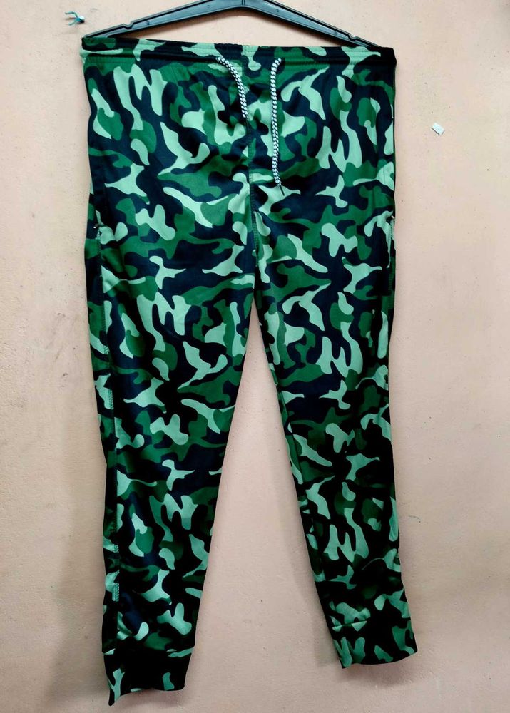 ADSHL Men Solid Green Army Track Pant