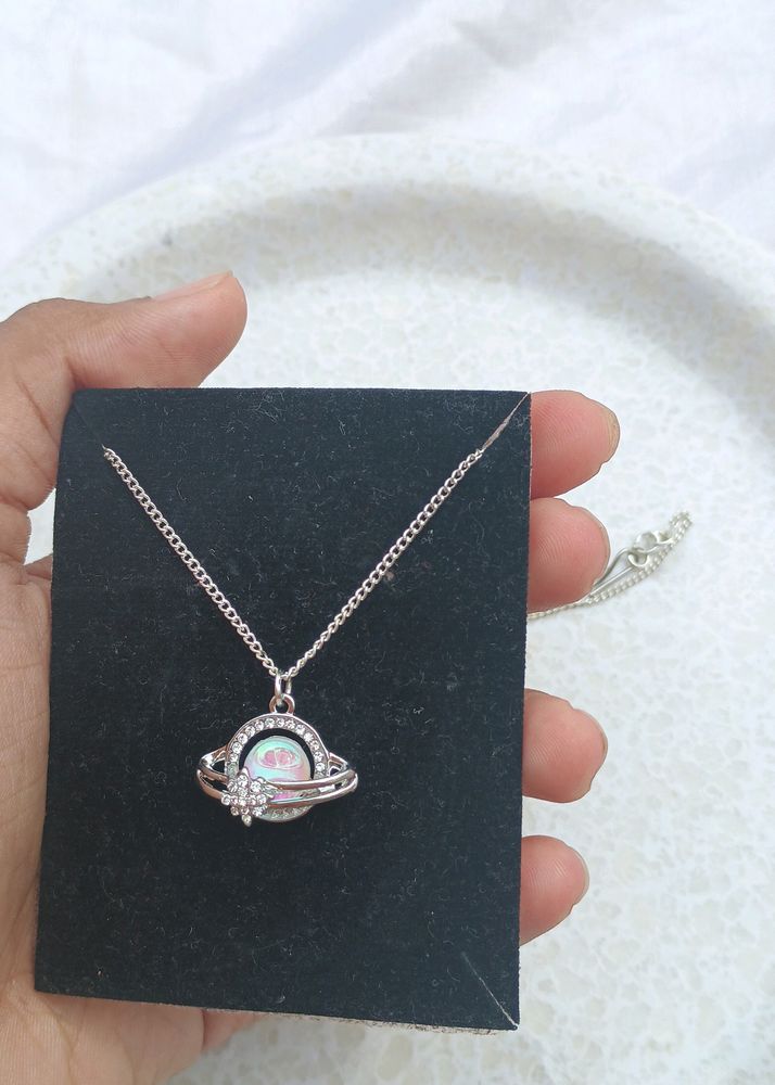 Korean Planet Necklace 💕