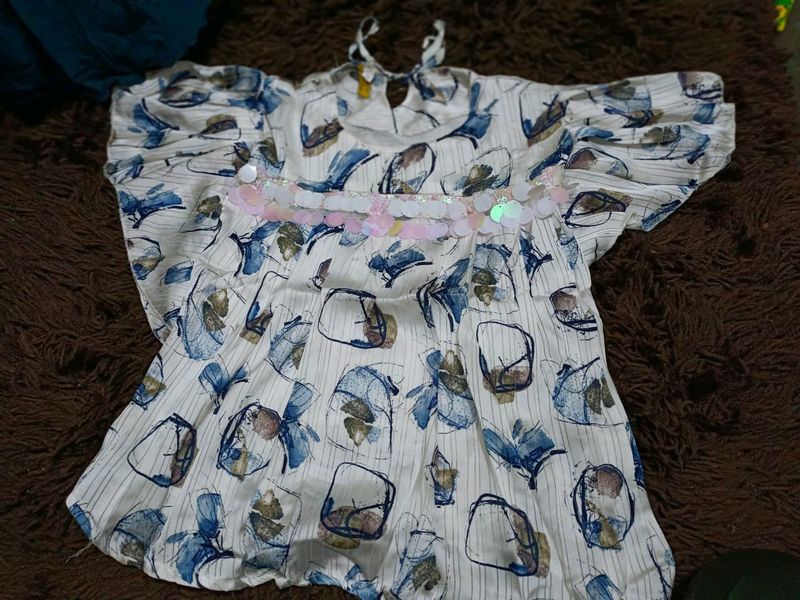 beautiful kids top